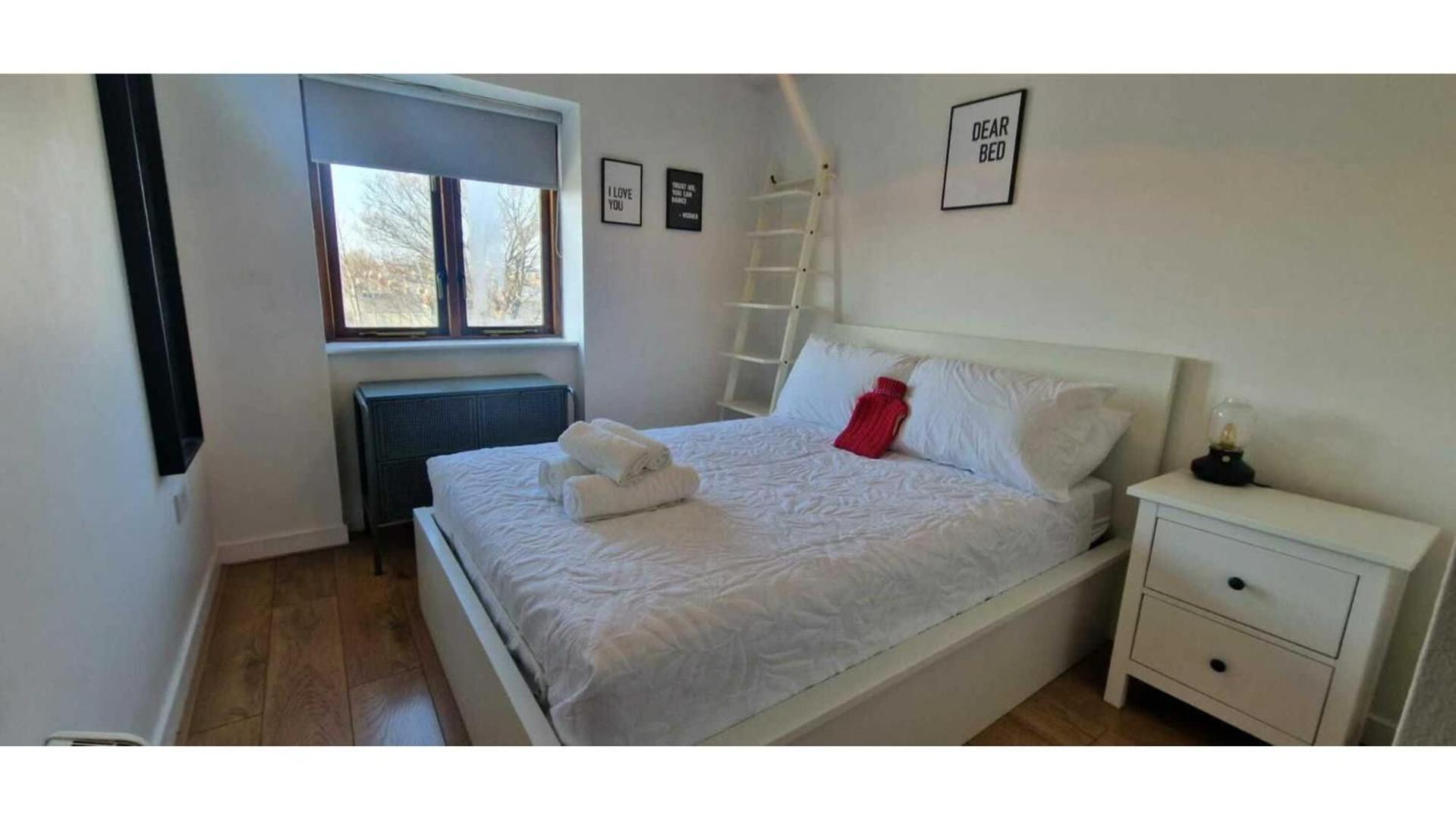 Large 2bd At Trendy Portobello Centre * Dublin